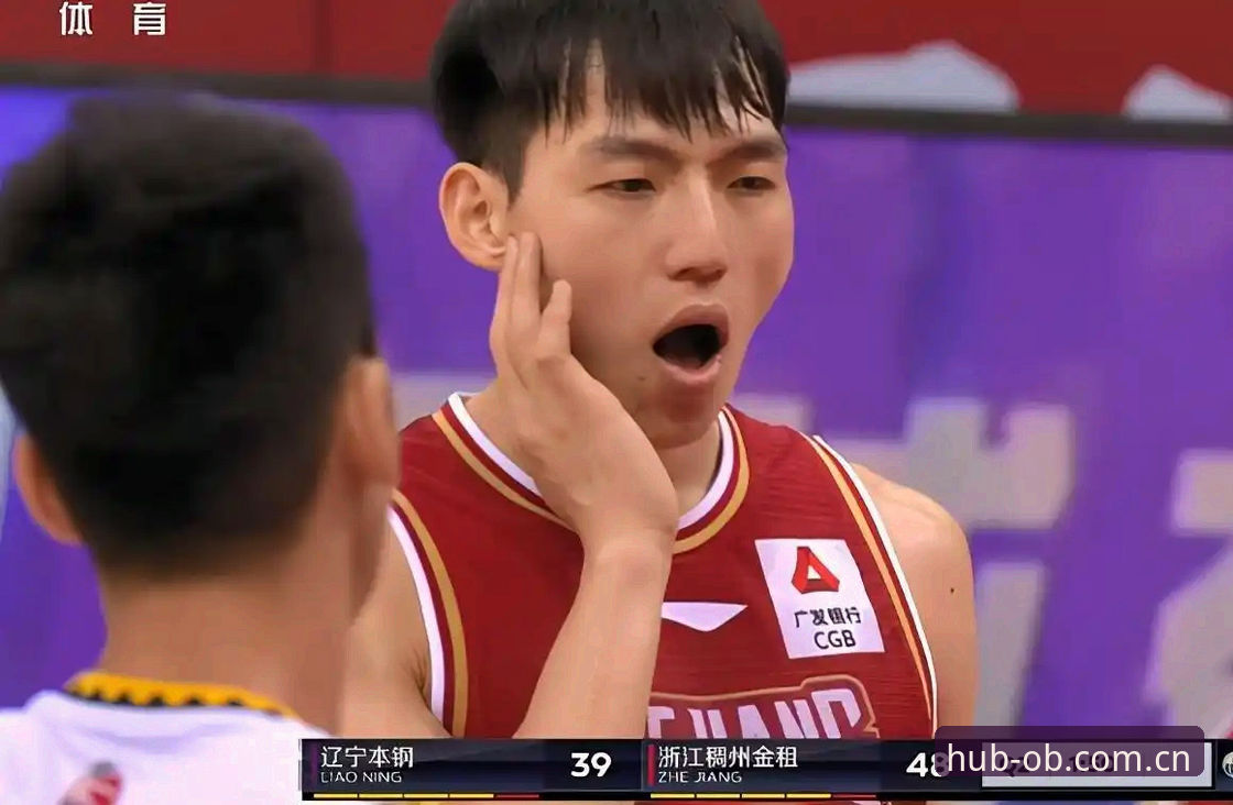 揭秘杨鸣解读世界杯射手心理战：C罗压力背后的真相